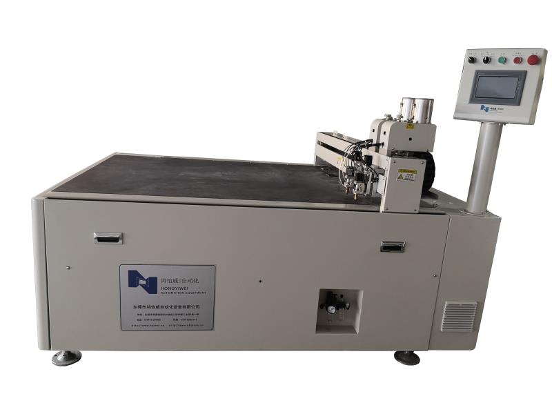 雙刀直線(xiàn)玻璃切割機(jī)切割時(shí)容易出現(xiàn)哪些問(wèn)題？