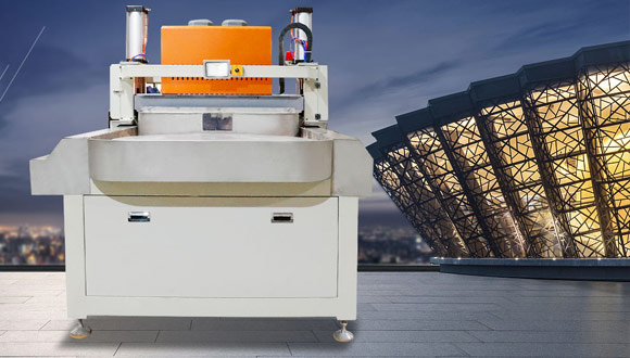 如何選購(gòu)全自動(dòng)玻璃切割機(jī)？